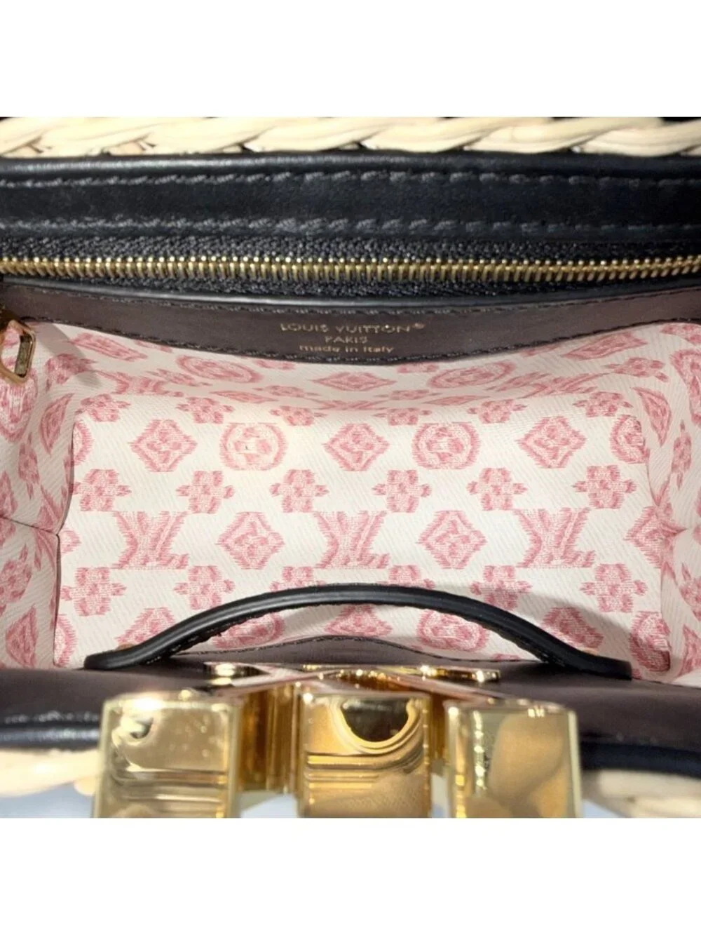 Louis Vuitton 2-Way Capucines Mini Shoulder Bag Crossbody Rattan Leather Beige